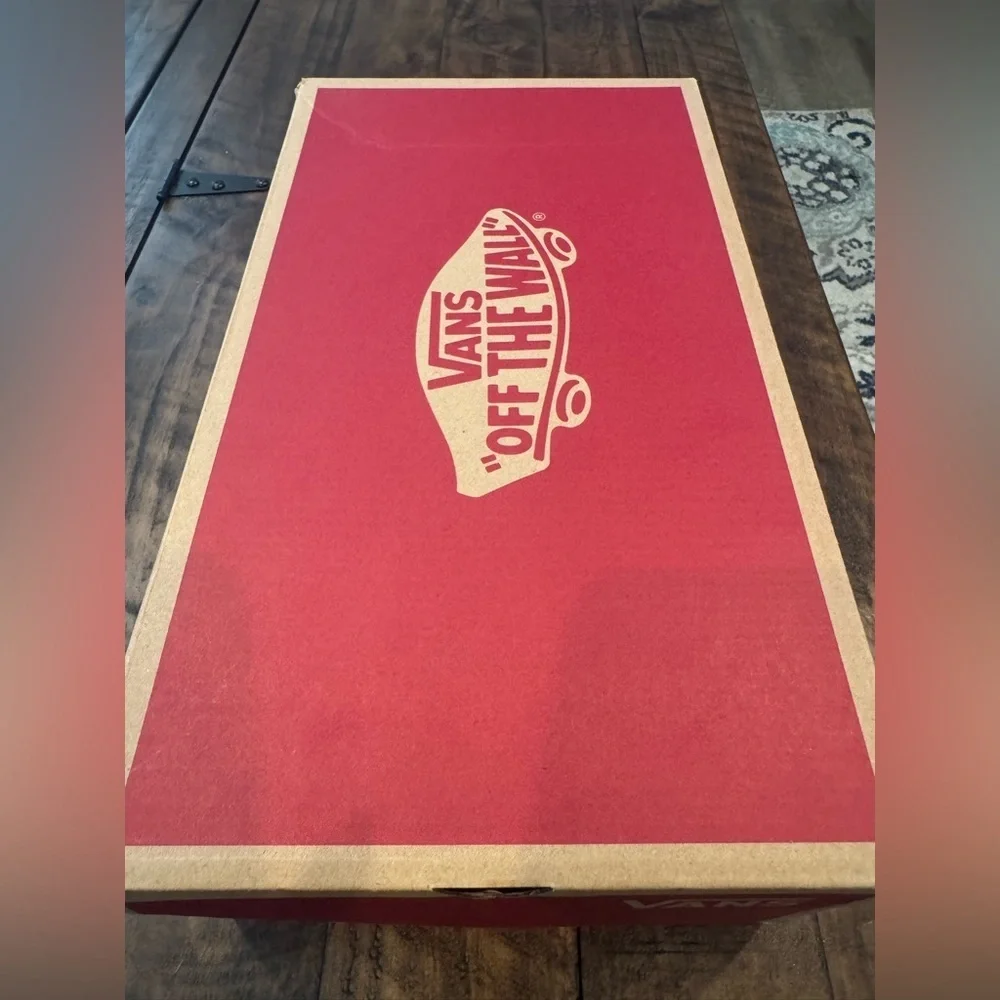 Vans Old Skool Tie-Dye Sneaker (EUC) - Picture 8 of 10